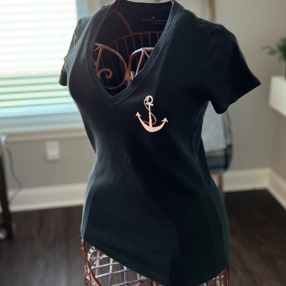 Banana Republic Black V Neck Short Sleeve Tee in Medium - Picture 2 of 10